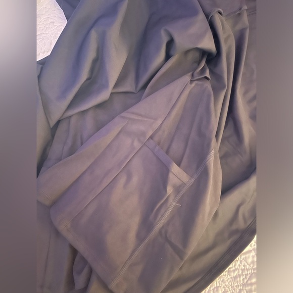 Tennis dress by Baseline black size small - Picture 6 of 6